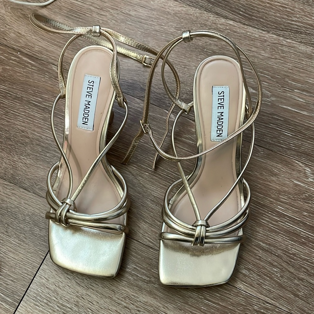 Steve Madden metallic shoes